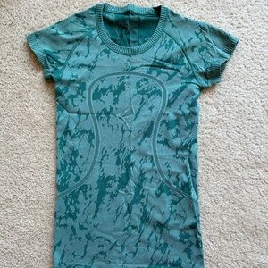Lululemon Small Top